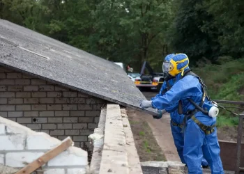 Asbestos sheeting